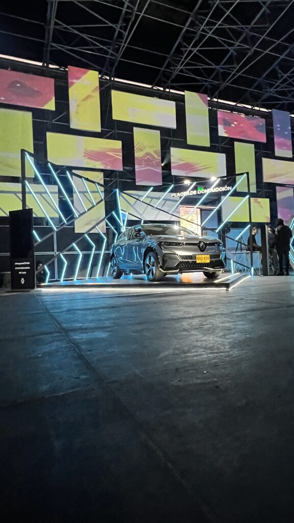 Diseño de stands para Renault